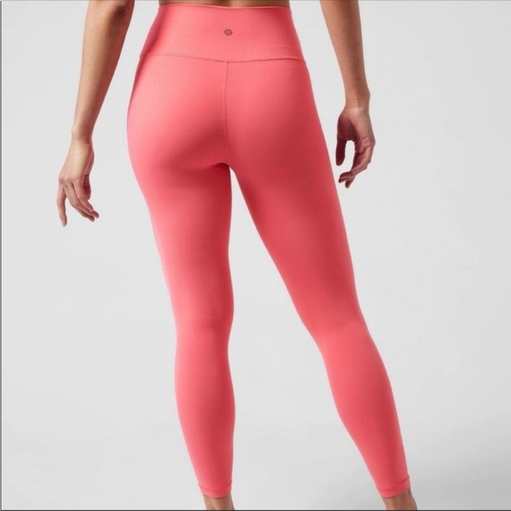 Athleta Transcend 7/8 Leggings Coral Pink Size M/P